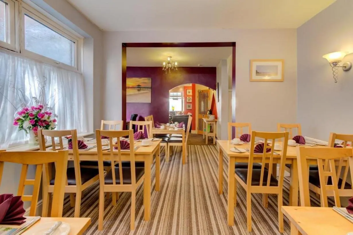 *** Bed & Breakfast Lyndawn Hotel Blackpool United Kingdom