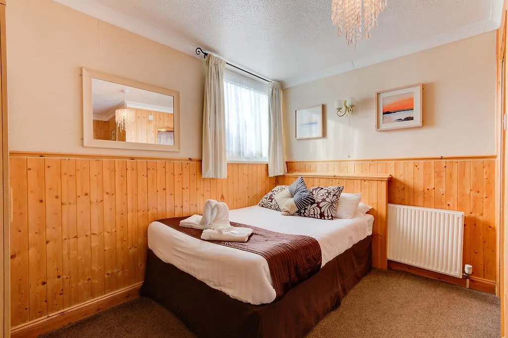 Lyndawn Hotel Blackpool