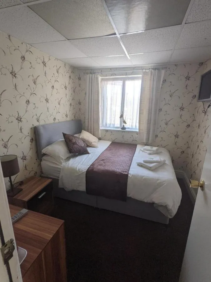 Lyndawn Hotel Blackpool