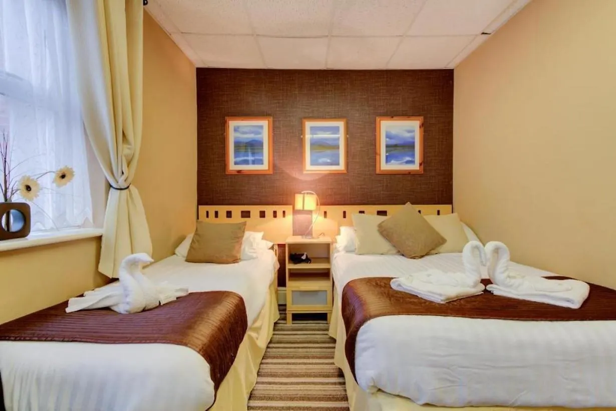 Lyndawn Hotel Blackpool 3*,  Velká Británie